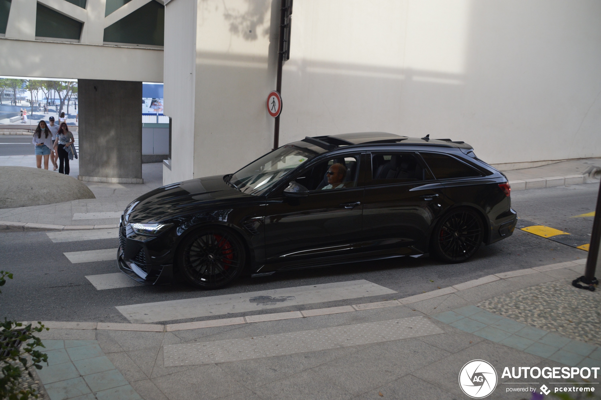 Audi ABT RS6-R Avant C8