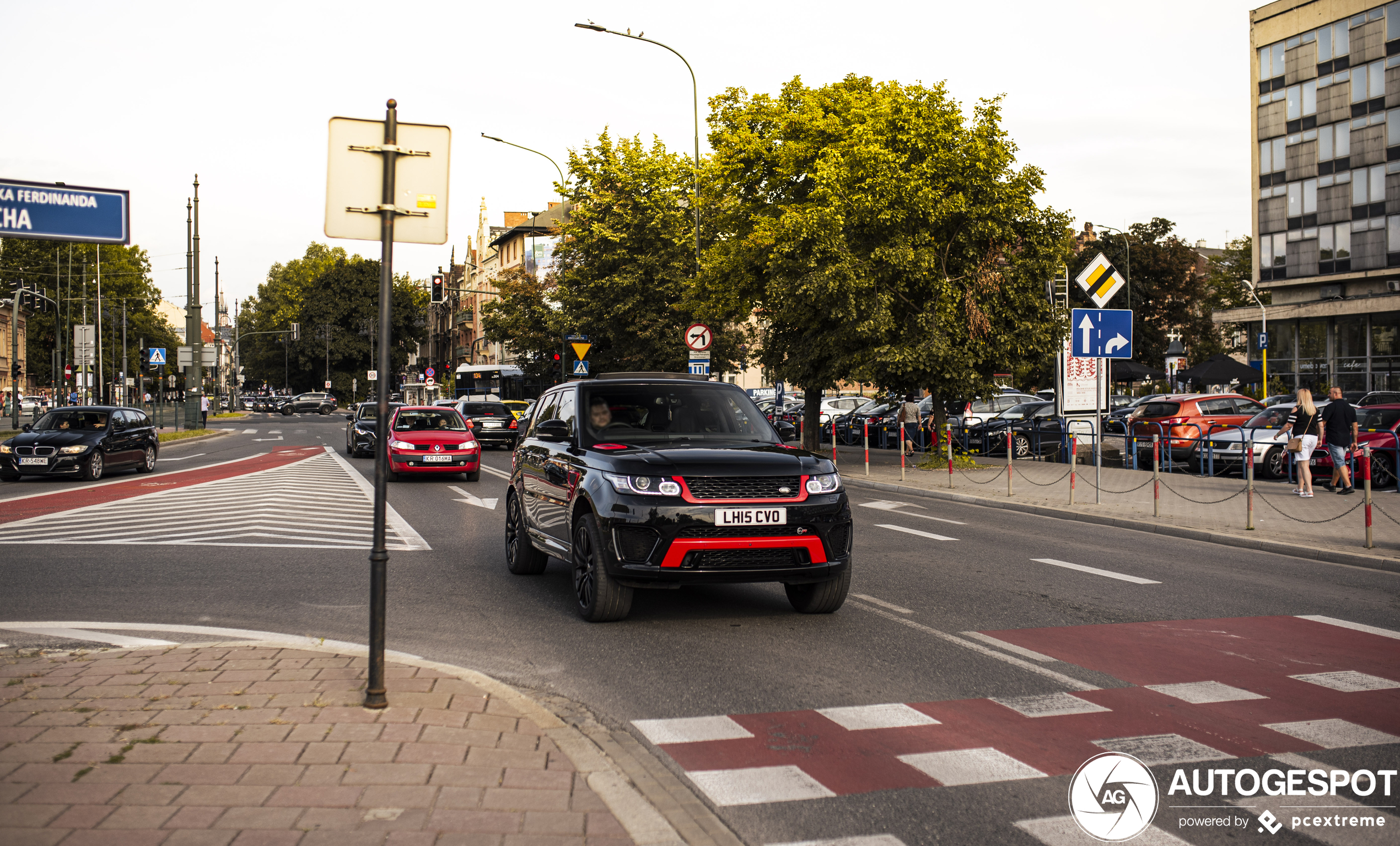 Land Rover Range Rover Sport SVR