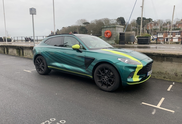 Aston Martin DBX