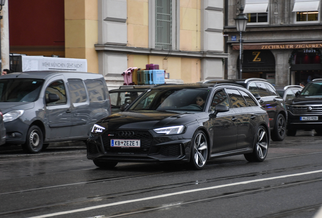 Audi RS4 Avant B9