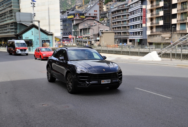 Porsche 95B Macan Turbo