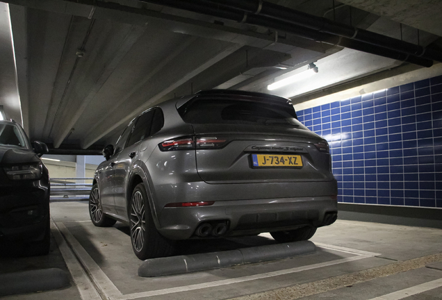 Porsche Cayenne Turbo S E-Hybrid