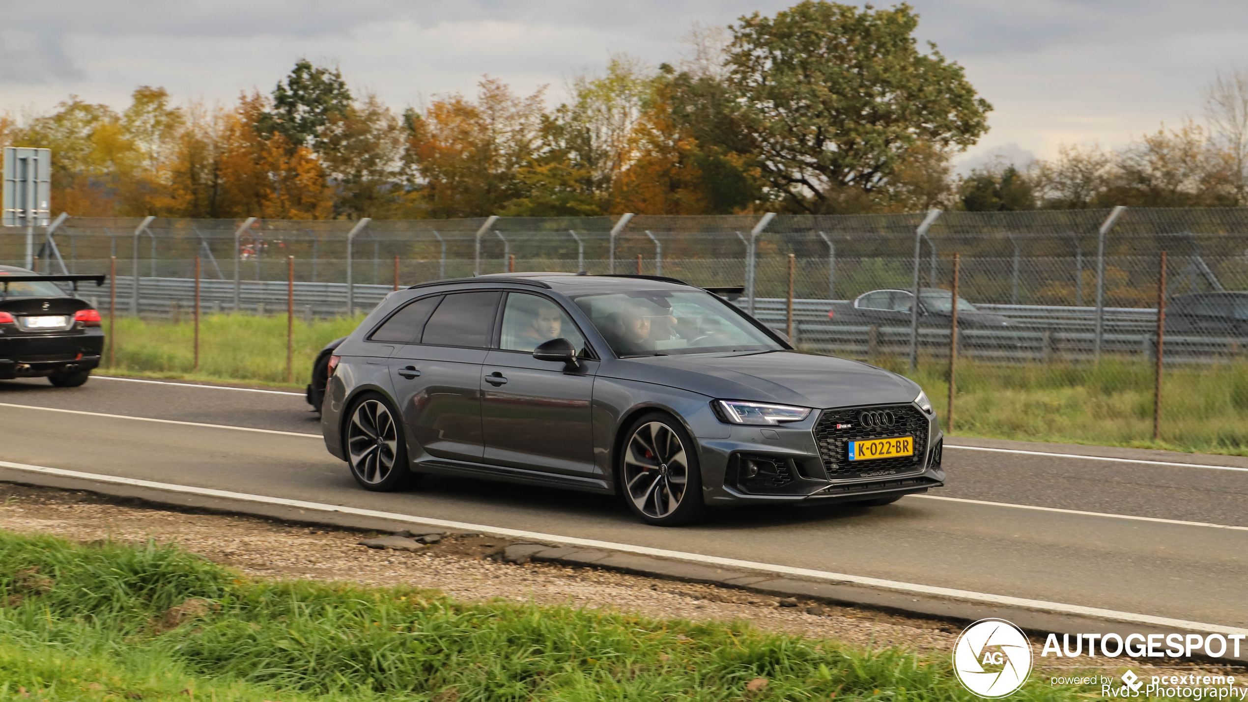 Audi RS4 Avant B9