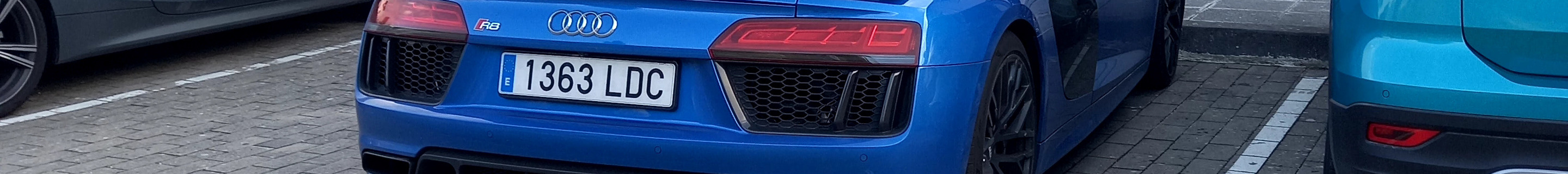 Audi R8 V10 Plus 2015