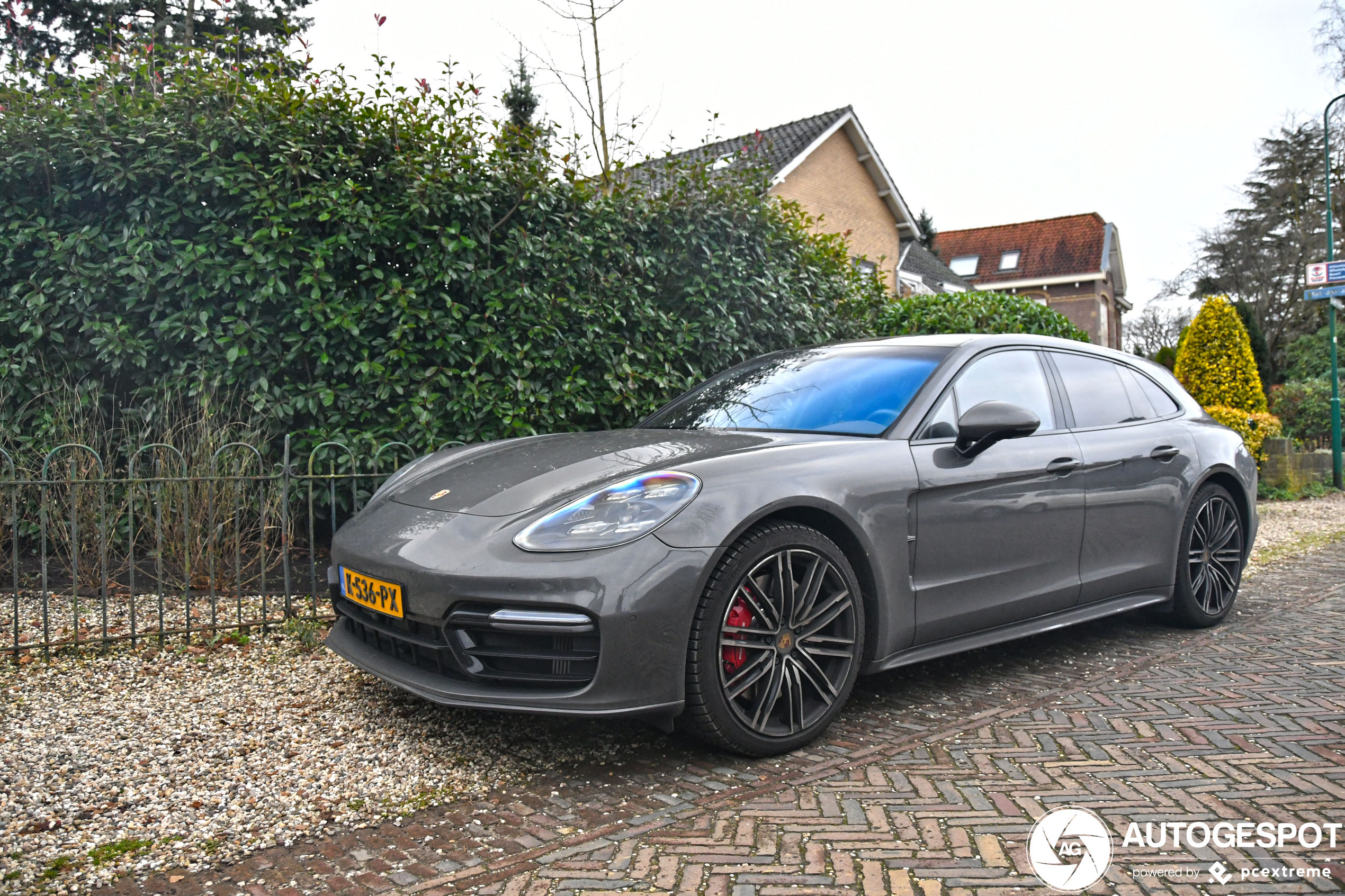 Porsche 971 Panamera Turbo Sport Turismo