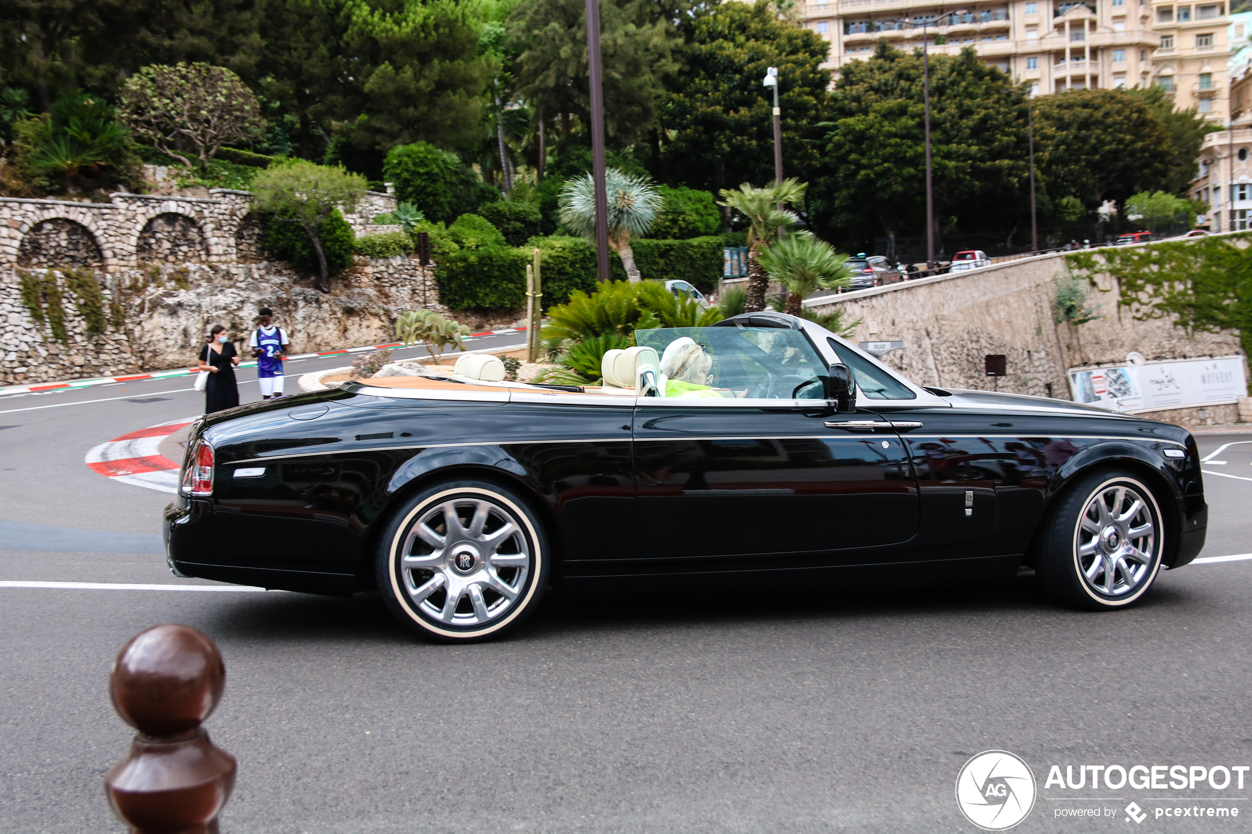Rolls-Royce Phantom Drophead Coupé Series II - 05 January