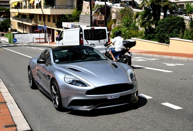 Aston Martin Vanquish 2013