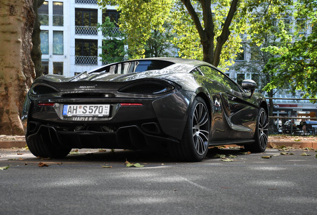 McLaren 570S