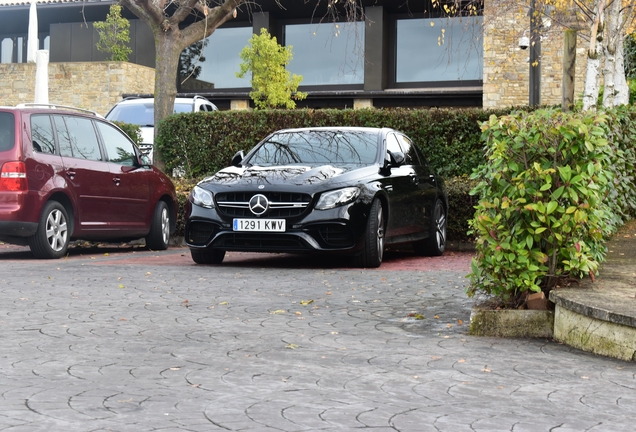 Mercedes-AMG E 63 S W213