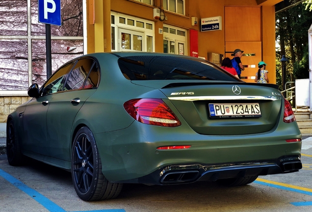 Mercedes-AMG E 63 S W213