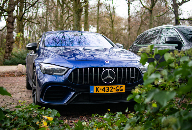 Mercedes-AMG GT 63 S X290