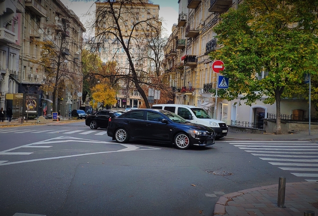 Mitsubishi Lancer Evolution X