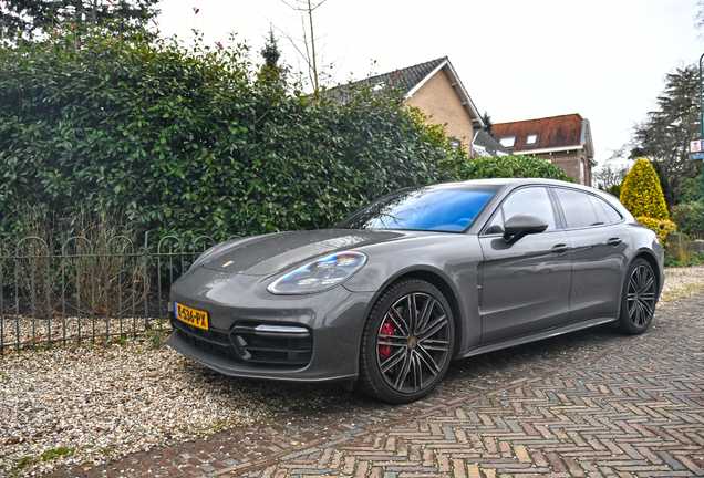 Porsche 971 Panamera Turbo Sport Turismo