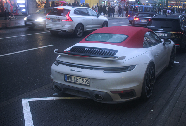 Porsche 992 Turbo S Cabriolet