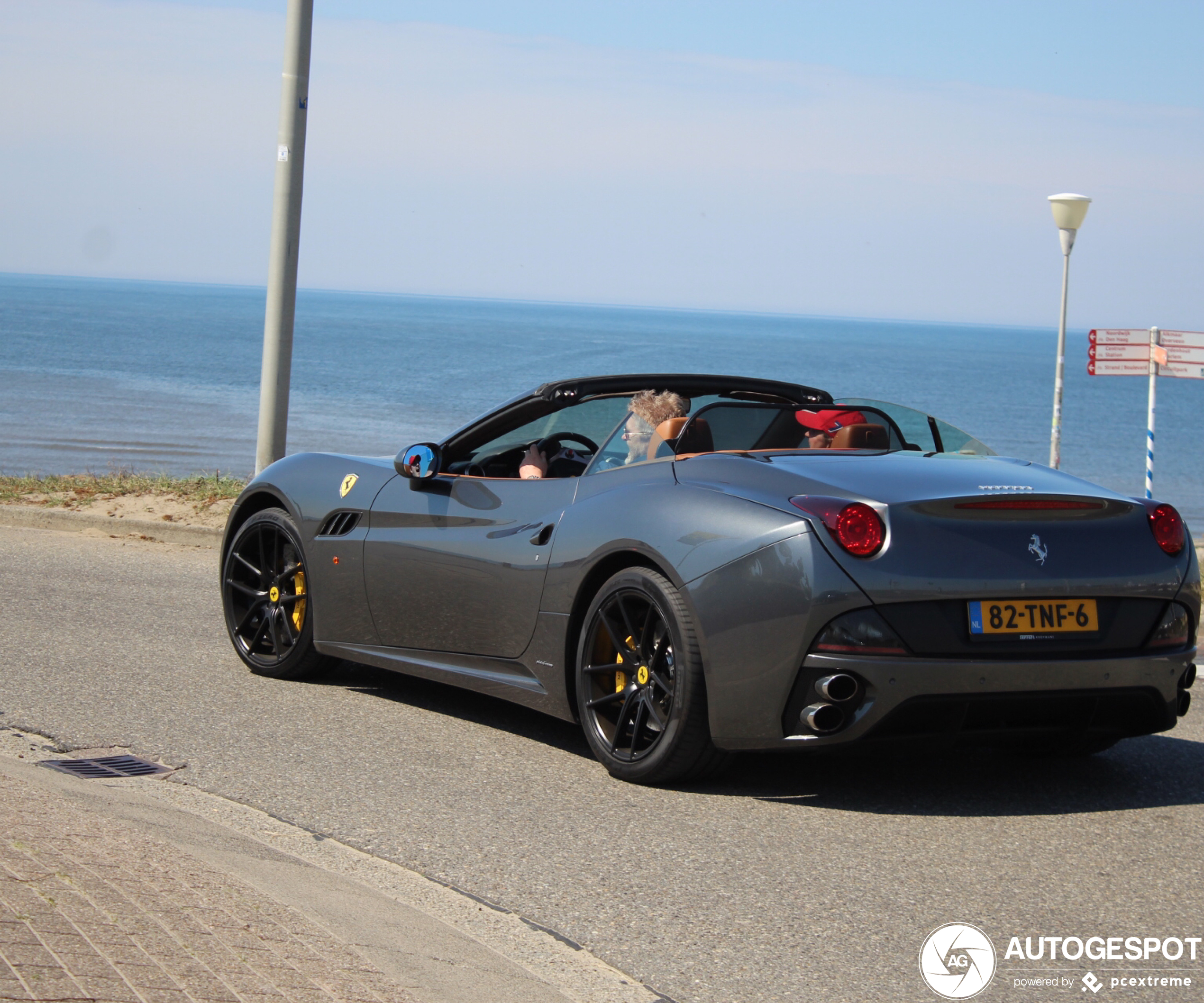 Ferrari California