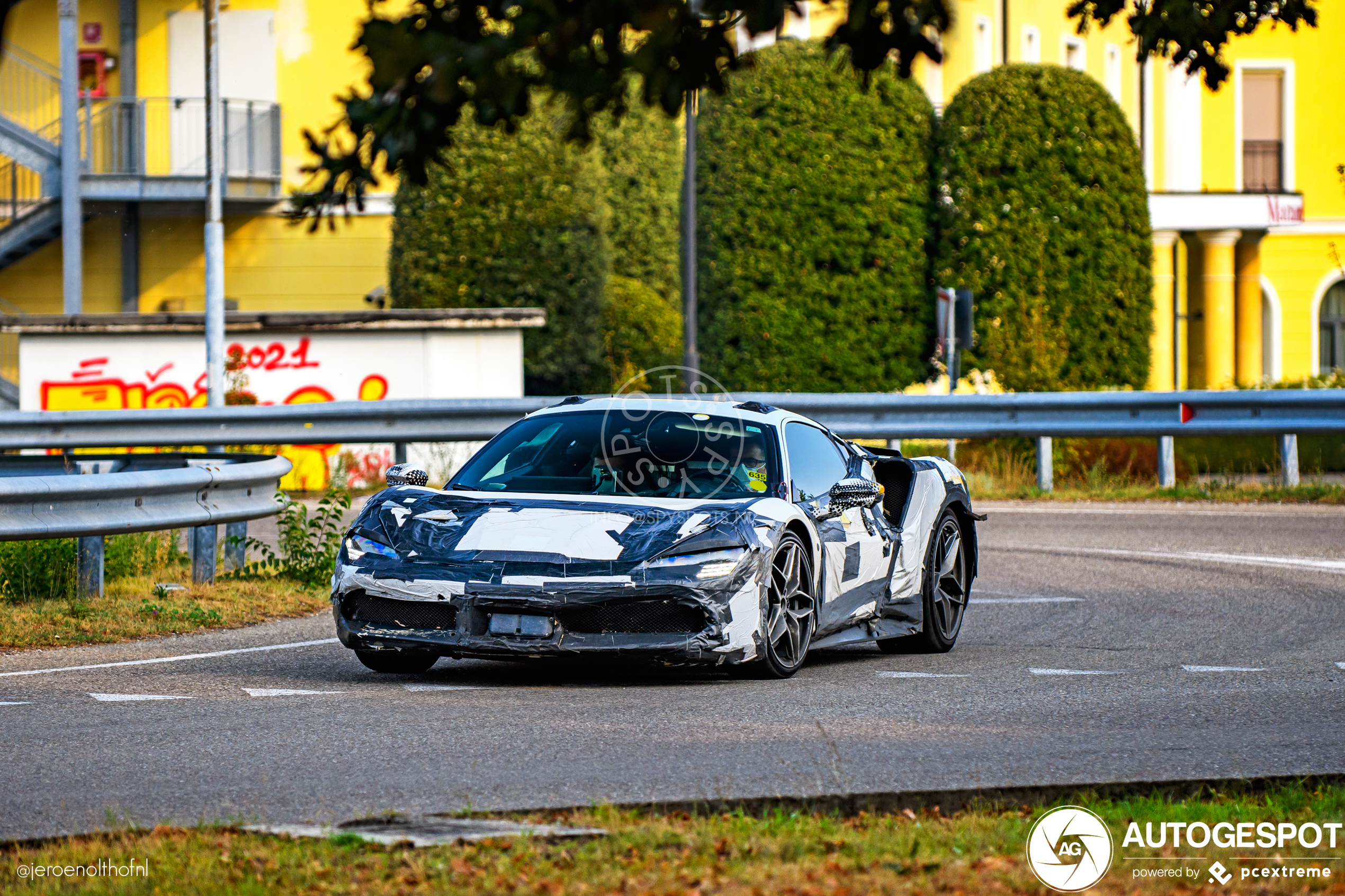 Ferrari SF90 Stradale Mule