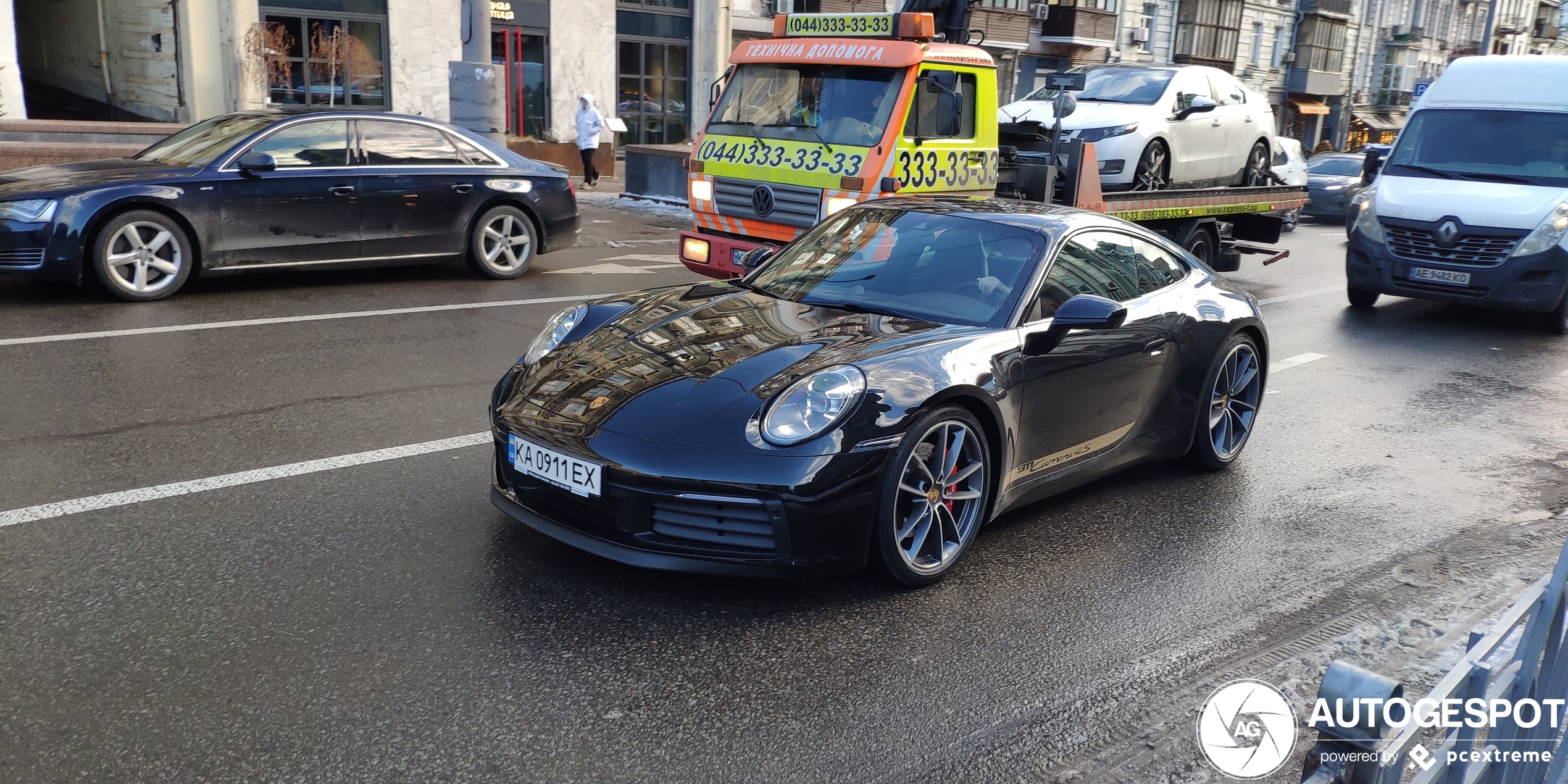 Porsche 992 Carrera 4S