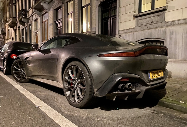 Aston Martin V8 Vantage 2018