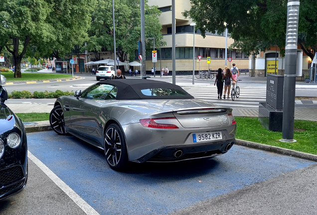 Aston Martin Vanquish Volante