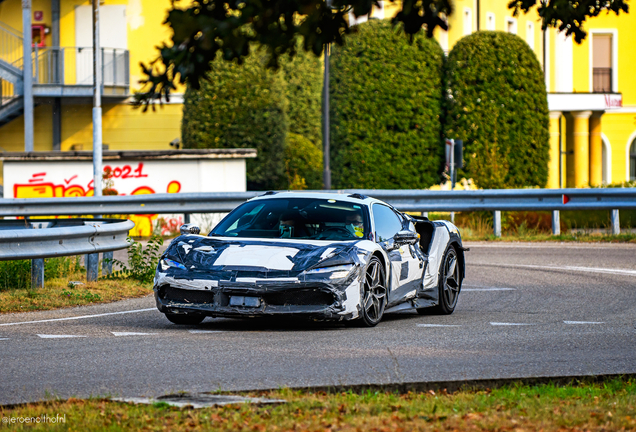 Ferrari SF90 Stradale Mule