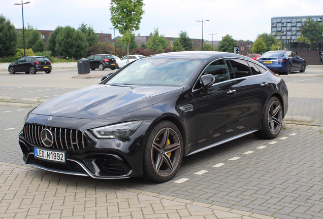 Mercedes-AMG GT 63 X290