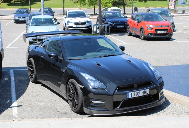 Nissan GT-R 2012