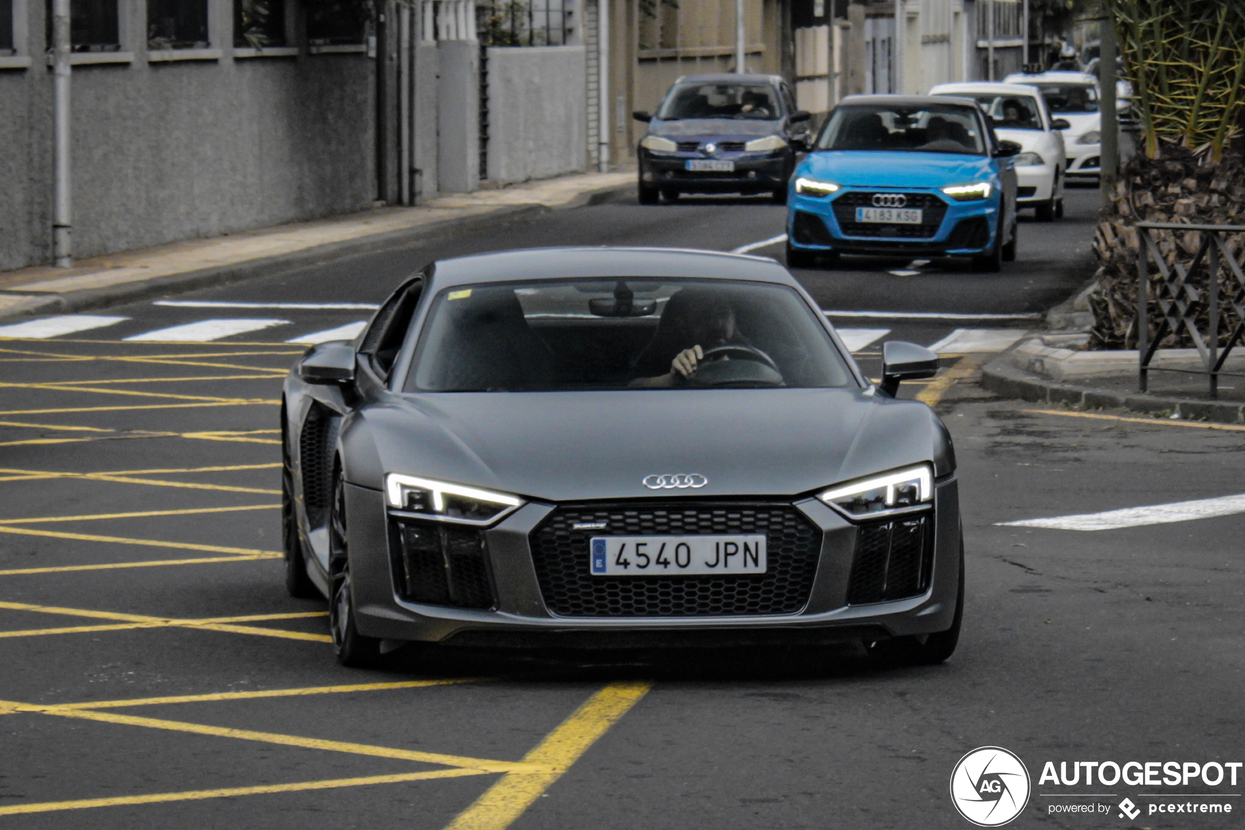 Audi R8 V10 2015