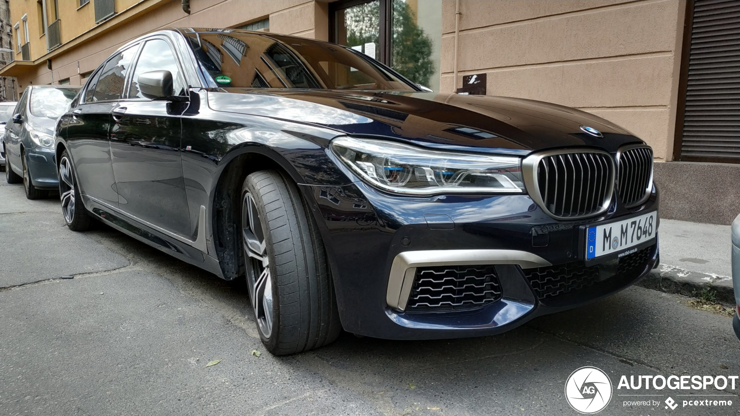 BMW M760Li xDrive