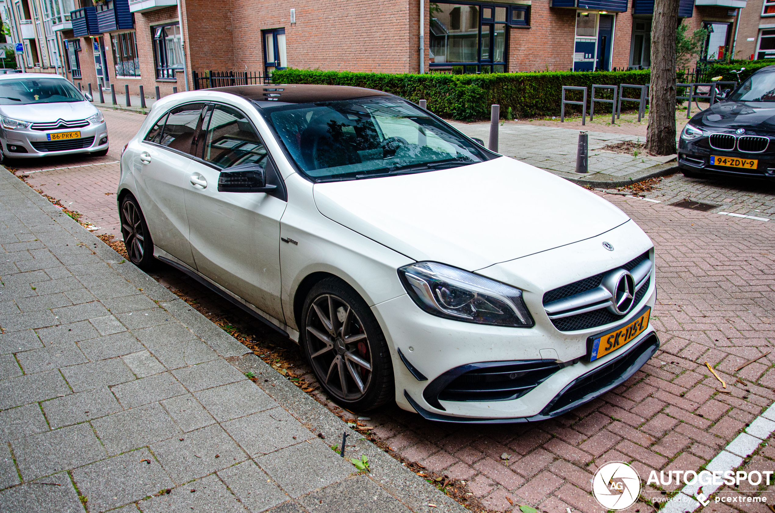 Mercedes-AMG A 45 W176 2015