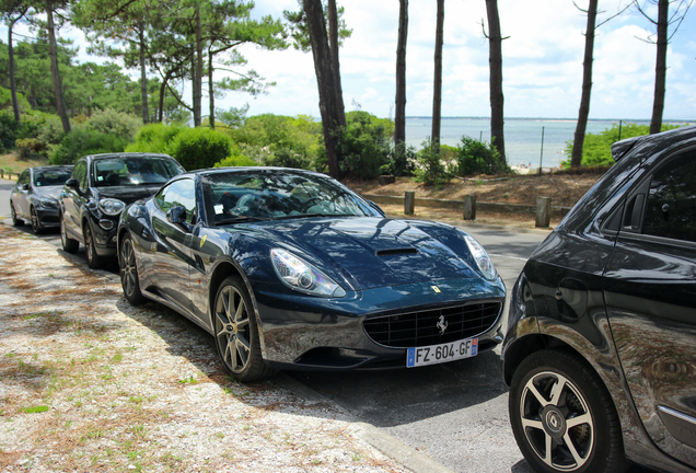 Ferrari California