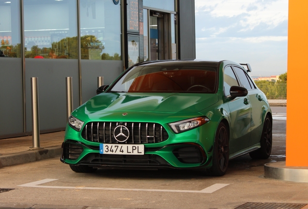 Mercedes-AMG A 45 S W177