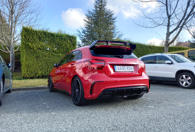 Mercedes-AMG A 45 W176 2015