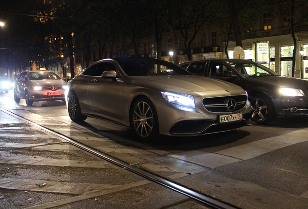 Mercedes-AMG S 63 Coupé C217