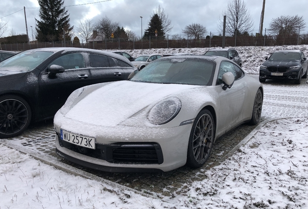 Porsche 992 Carrera 4S