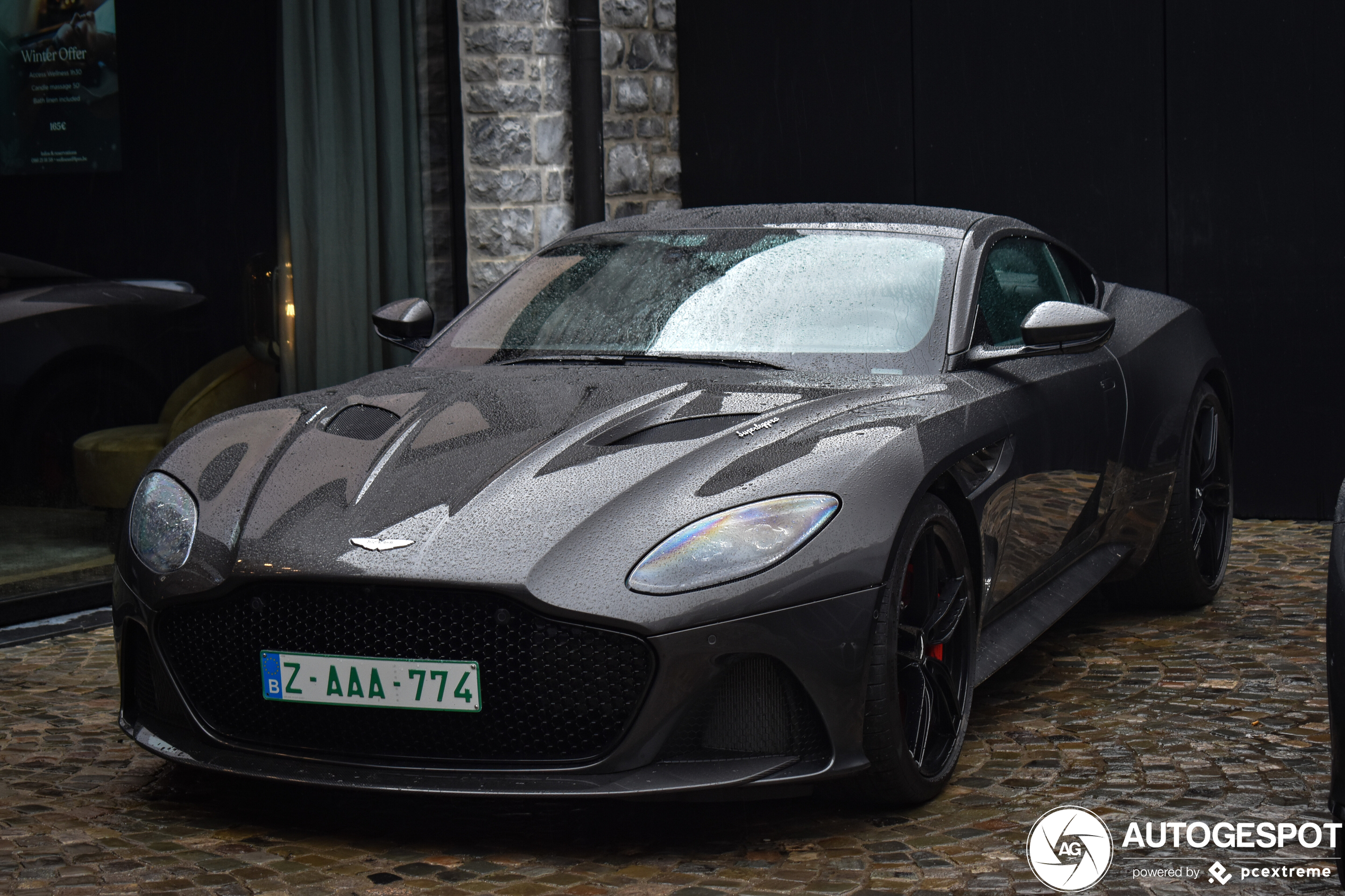 Aston Martin DBS Superleggera