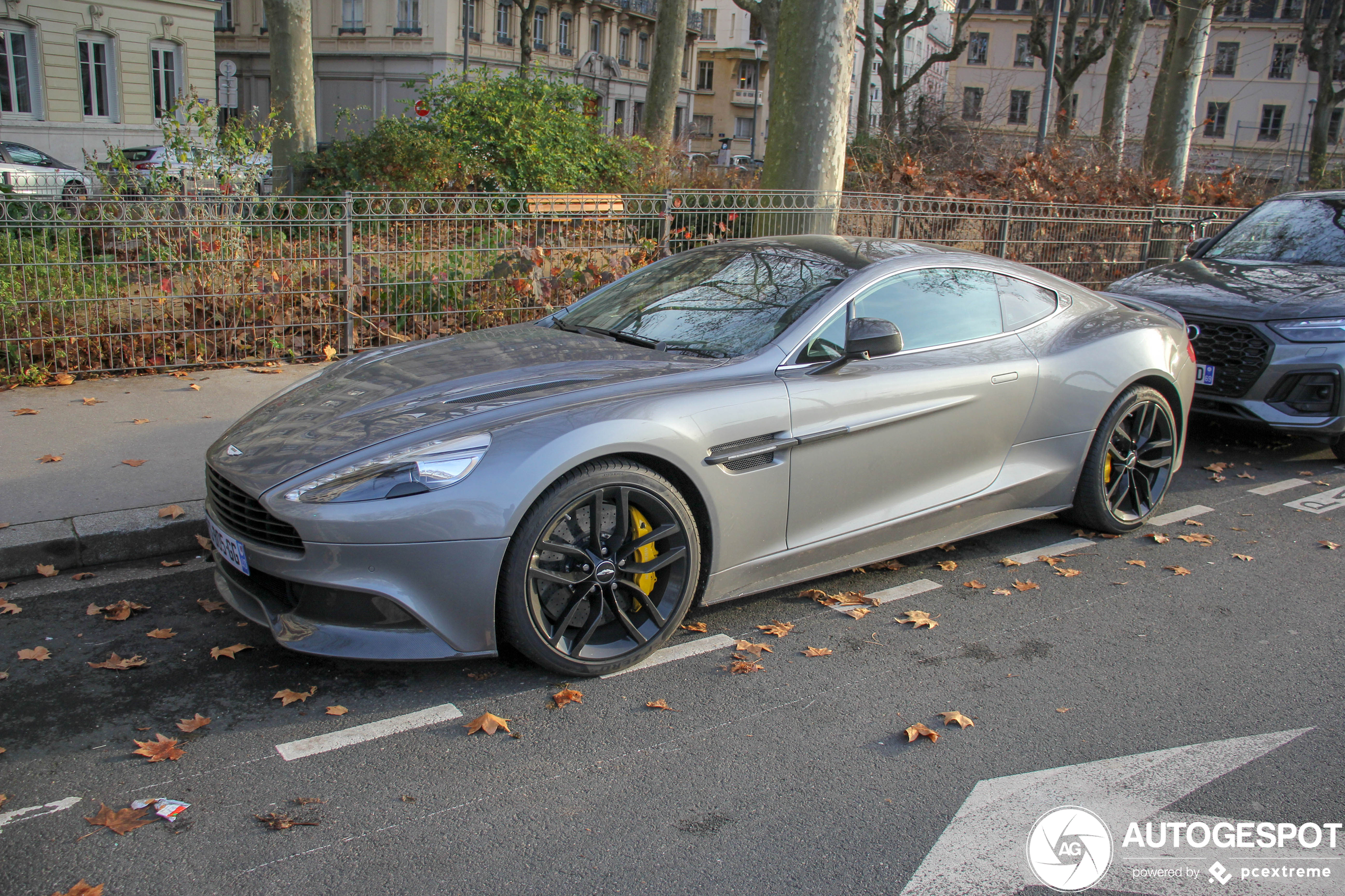 Aston Martin Vanquish 2013