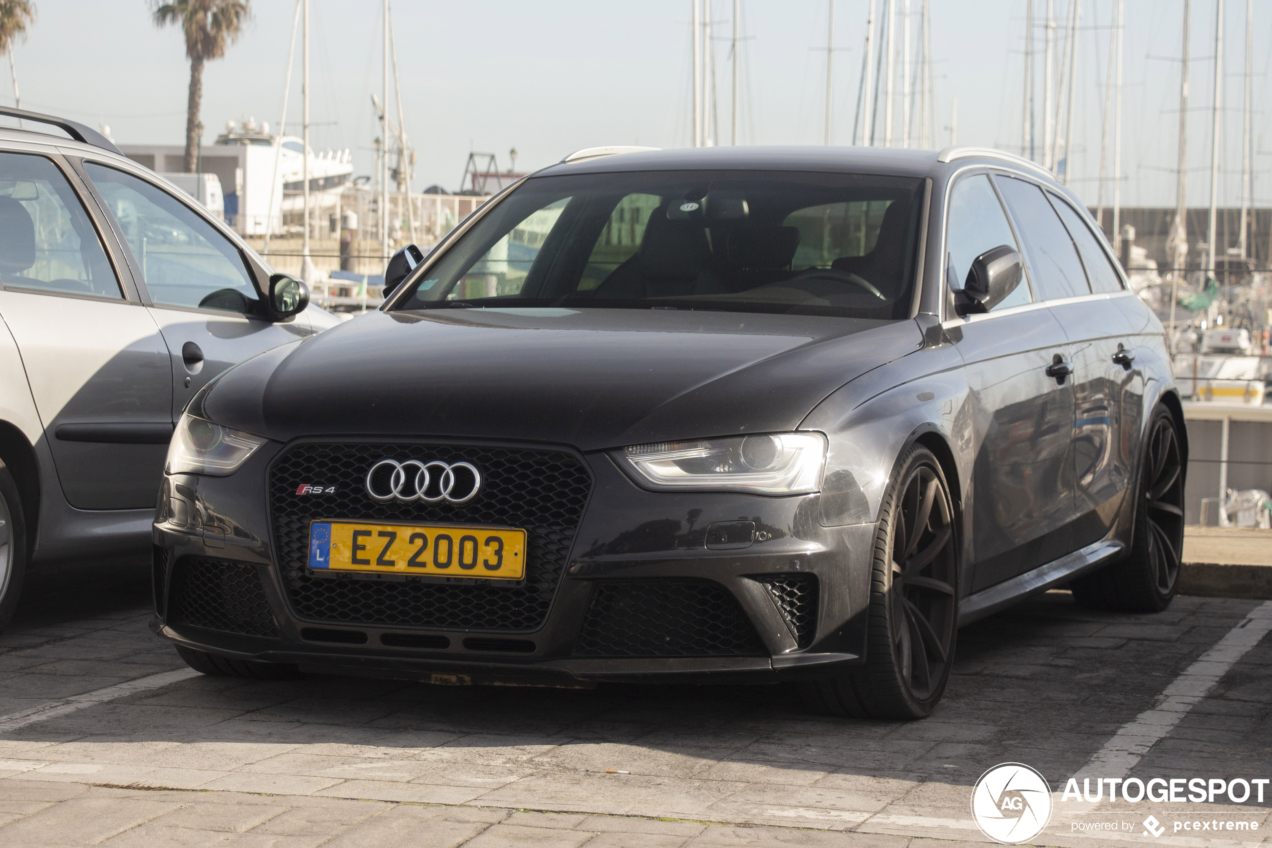 Audi RS4 Avant B8