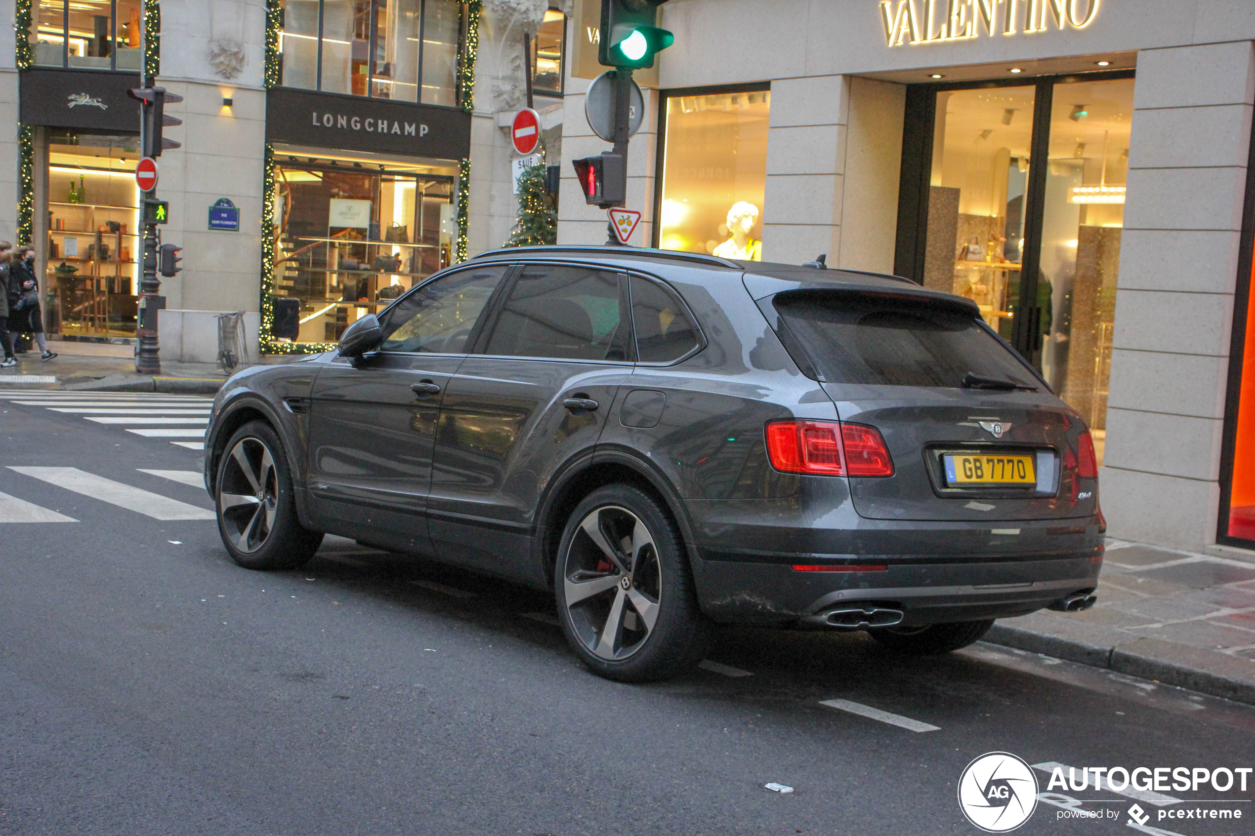 Bentley Bentayga Hybrid