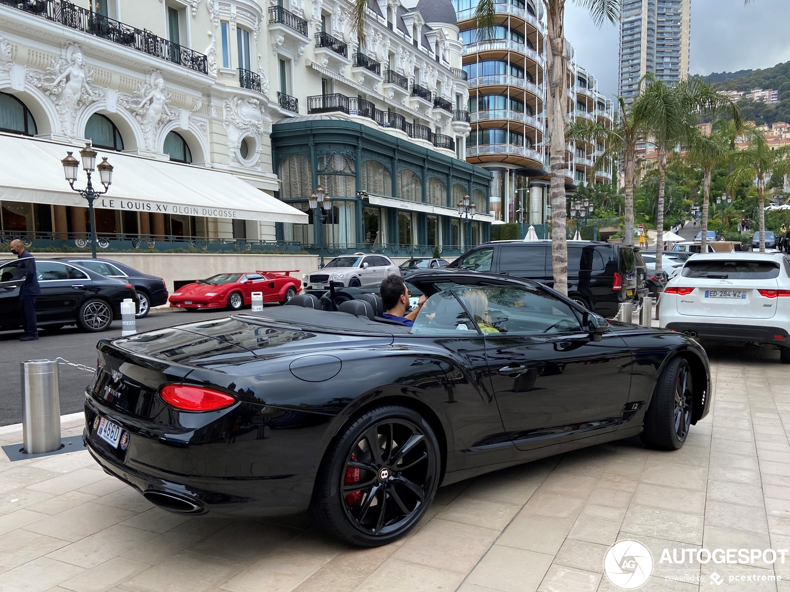 Bentley Continental GTC 2019