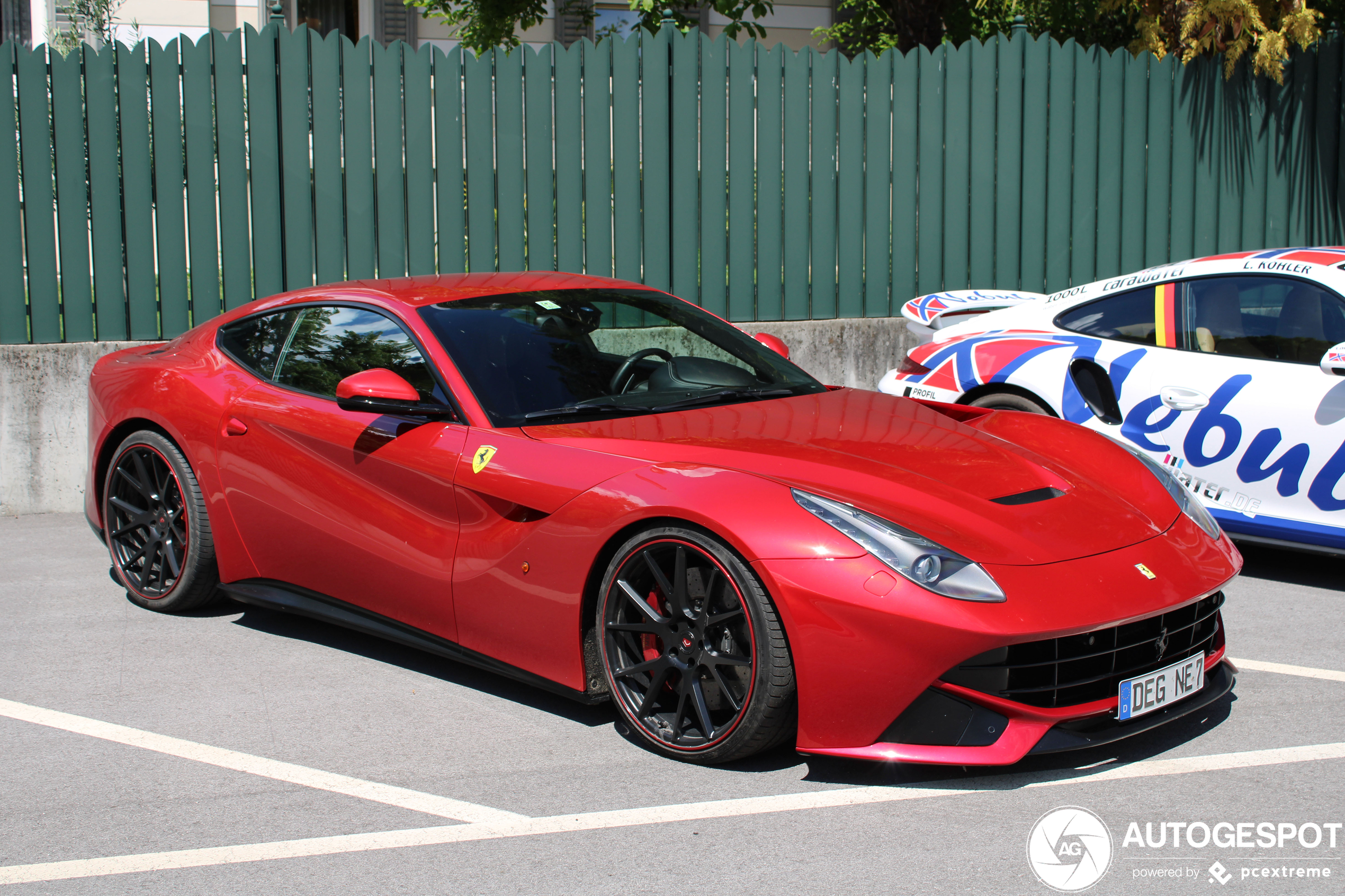 Ferrari F12berlinetta 1/18 赤 Ferrari F12 Berlinetta – Amalgam Collection