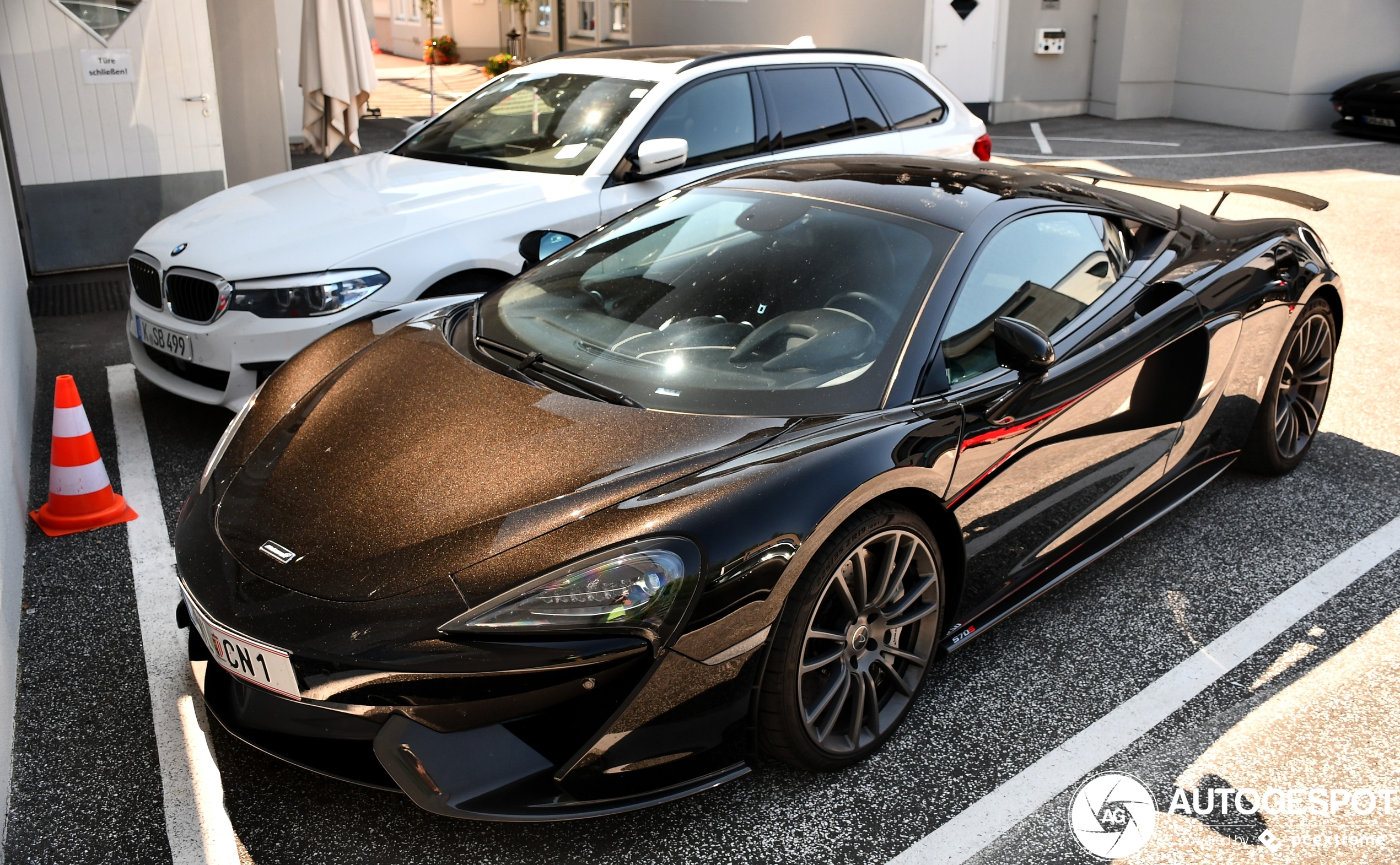 McLaren 570S