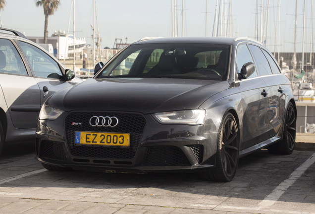 Audi RS4 Avant B8