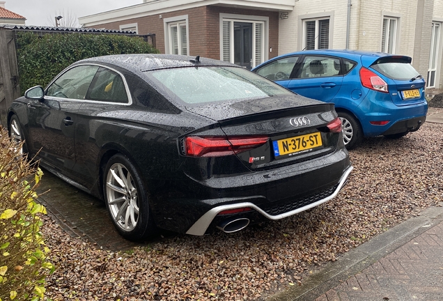 Audi RS5 B9 2021