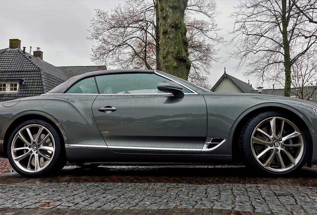 Bentley Continental GTC V8 2020