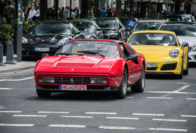 Ferrari 328 GTS