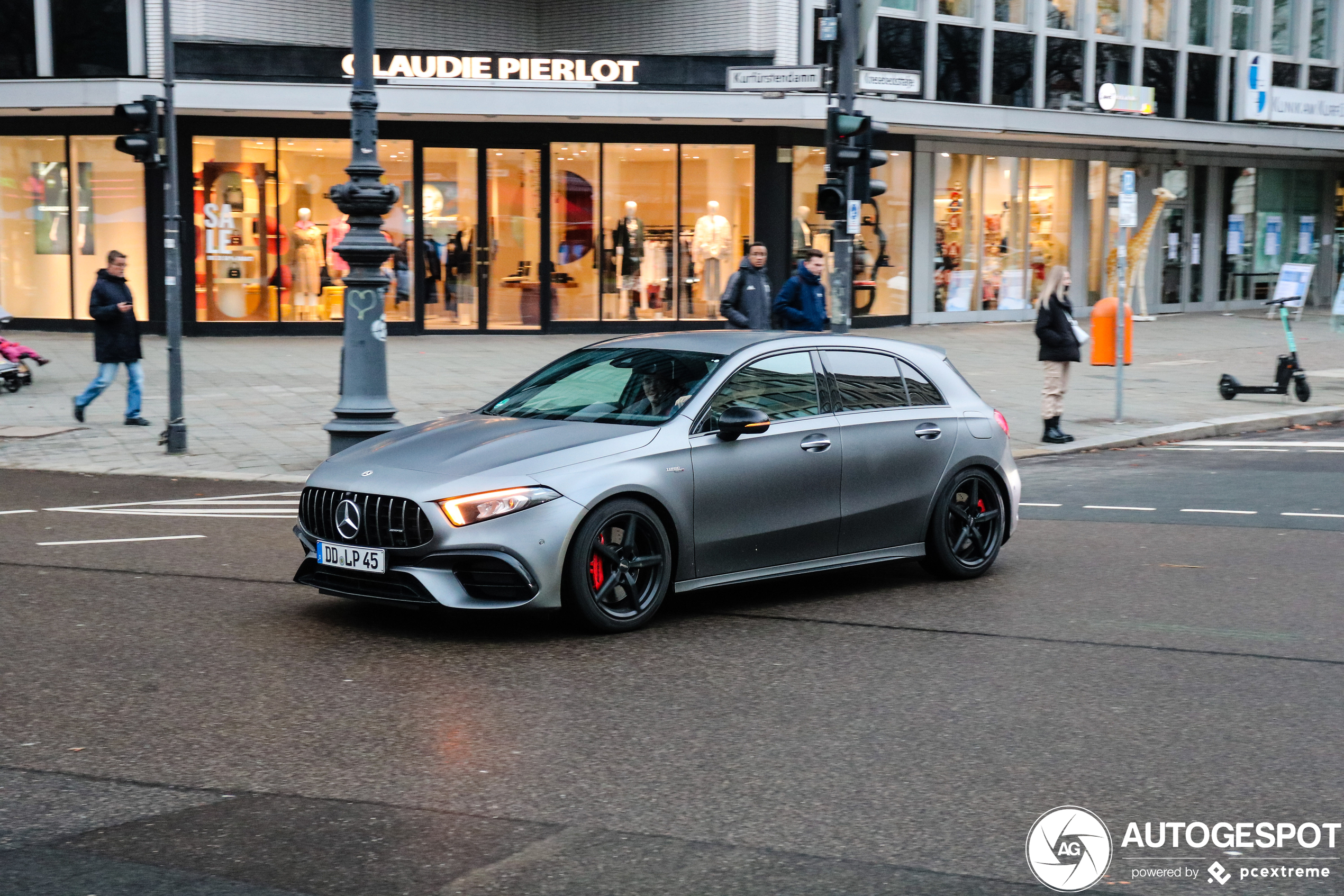 Mercedes-AMG A 45 S W177