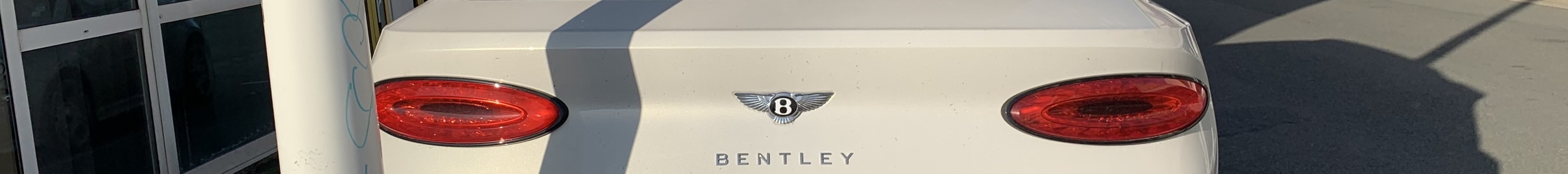 Bentley Bentayga V8 2021