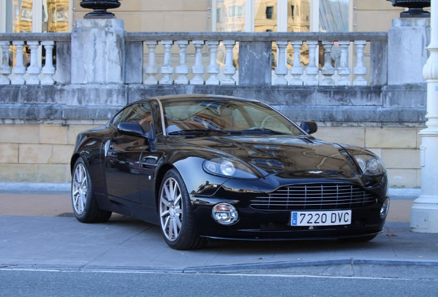 Aston Martin Vanquish S