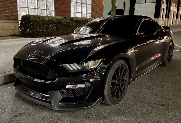 Ford Mustang Shelby GT350 2015