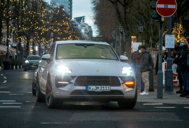 Porsche 95B Macan GTS MkII